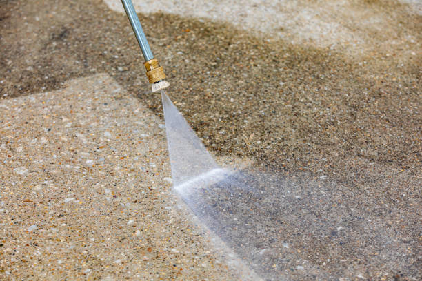 Best Gutter Cleaning  in Yosemite Lakes, CA